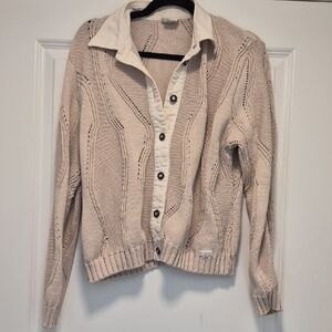 Blue Willi's Beige Cardigan with White Collar